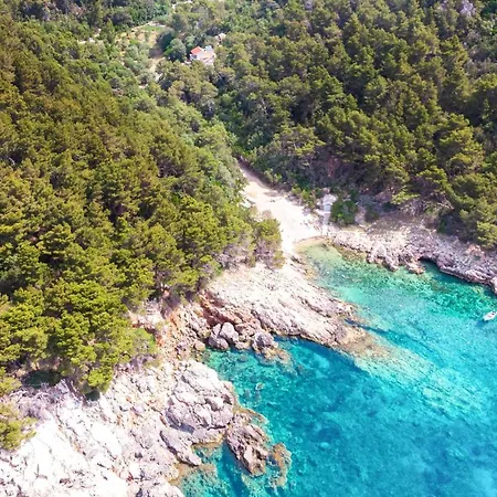 Nice In Pupnat With Wifi And 5 Bedrooms Nyaraló